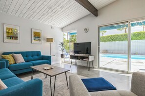 Smart-TV, Kamin