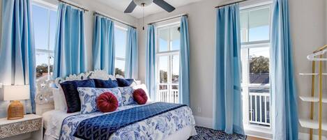 3 chambres, fer et planche à repasser, Wi-Fi, draps fournis
