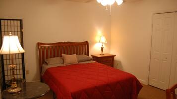 3 chambres, fer et planche Ă repasser, Wi-Fi gratuit, draps fournis