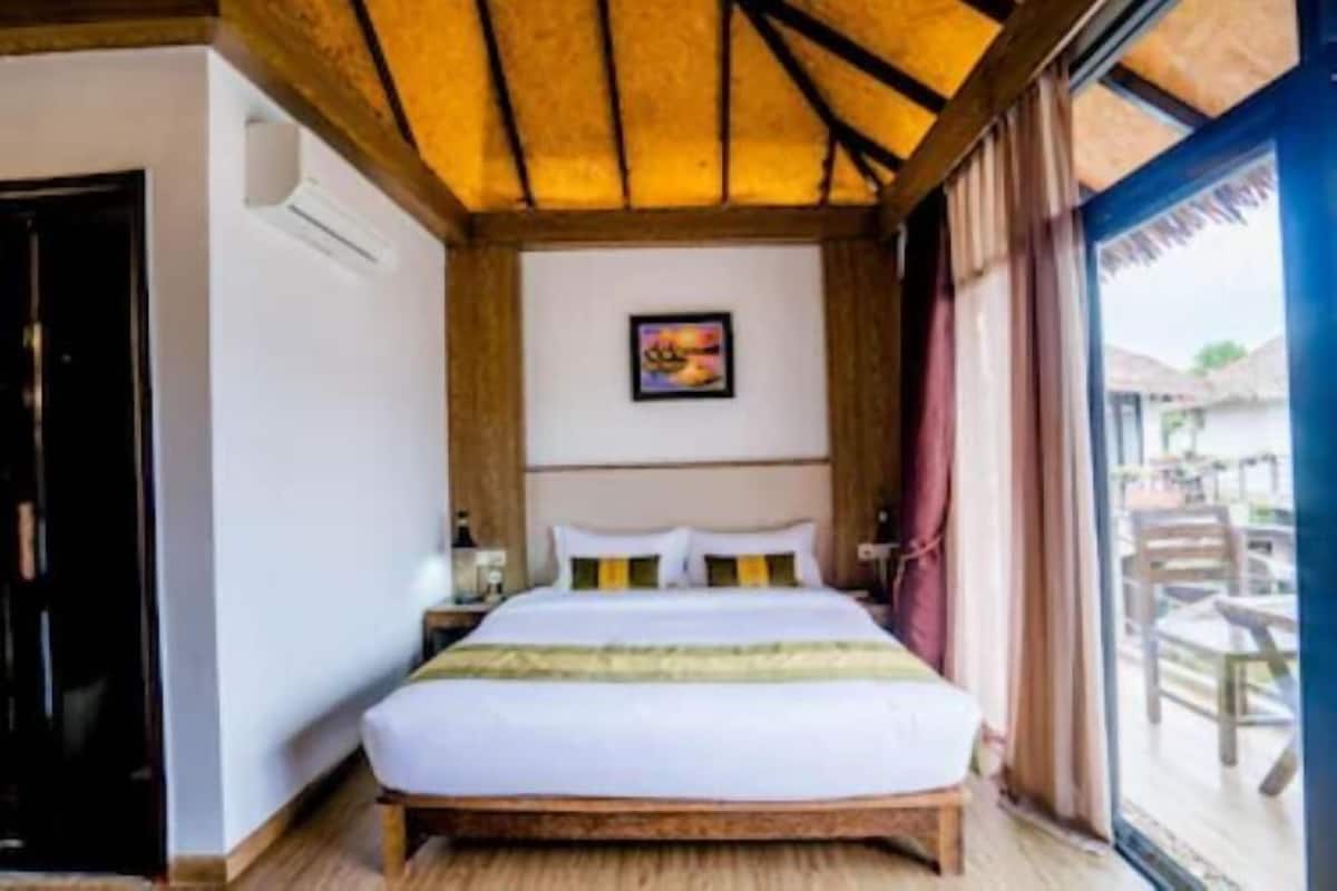 1 bedroom, minibar, in-room safe, individually decorated