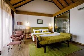 Suite Bungalow River View - Free City Shuttle + Mini bar | Egyptian cotton sheets, premium bedding, pillowtop beds, minibar - Good Time Relax Resort (Kampot)