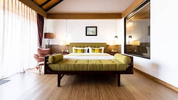 Premium Double Room | 1 Schlafzimmer, Minibar, Zimmersafe, individuell dekoriert