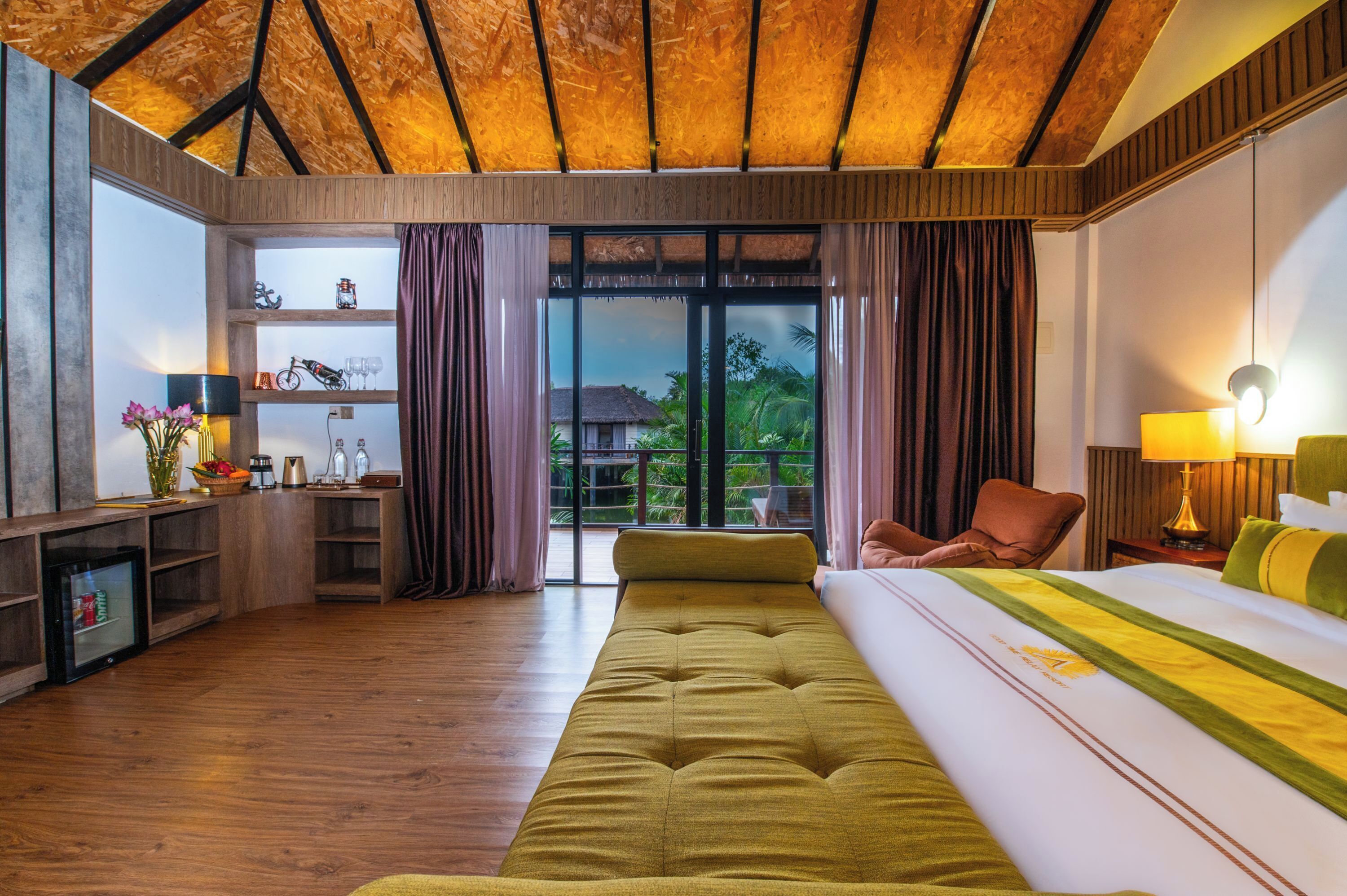 ملاءات من القطن المصري وأغطية فراش متميزة وألحفة محشوة بالريش