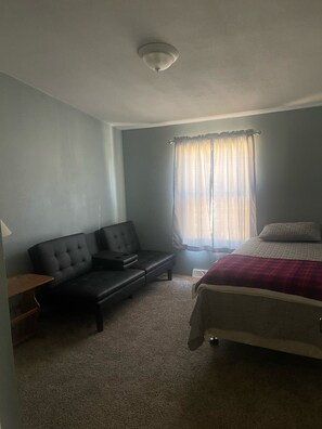 3 Schlafzimmer, Bügeleisen/Bügelbrett, kostenloses WLAN, Bettwäsche