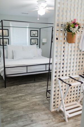 3 bedrooms, iron/ironing board, travel cot, free WiFi