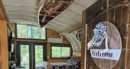 Luxurious Quonset hut in the woods, mountain views
