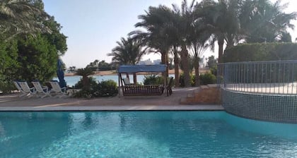 White Villa with private pool, direct beach access, 5 mn from El Gouna Golf course