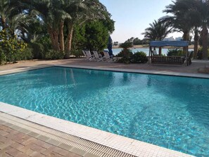 Piscina a l'aire lliure 