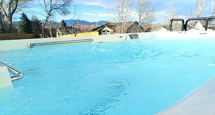 New! Pure Lux W Pool/Spa & Game Center!