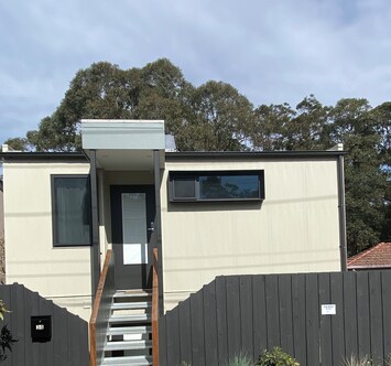 Stand alone new 2 story apartment with street access


