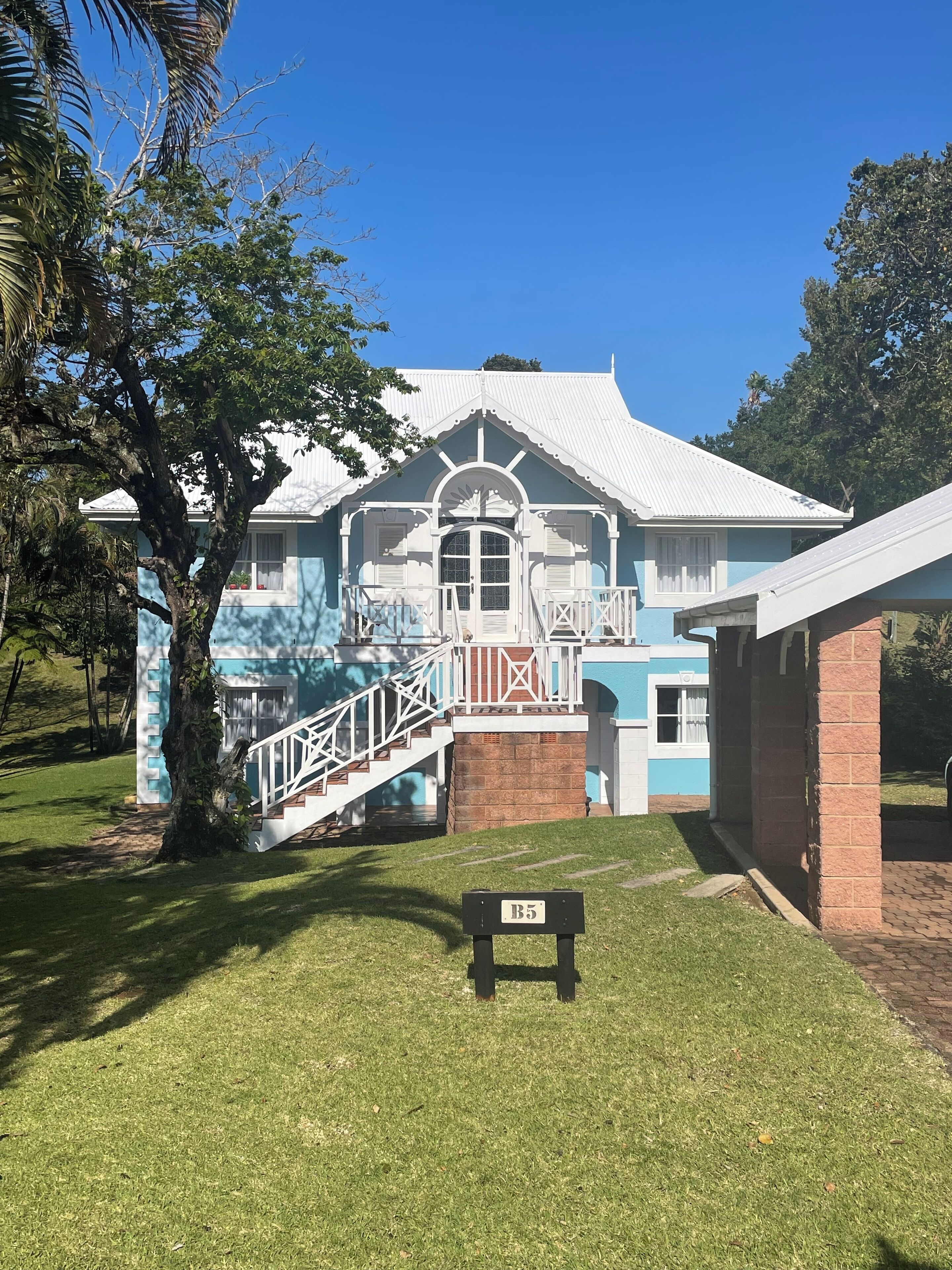 Beautiful villa in tranquil reservation area close to the beach