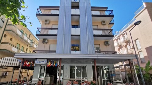 Hotel Nanni Garnì