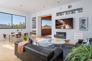 Smart TV, books, offices - NEW!! Sedona Cliff House (Sedona)