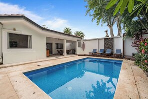 Piscina externa