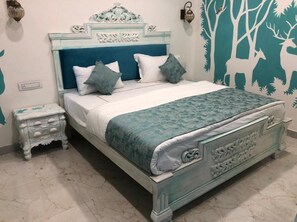 6 bedrooms - Queen’s Town is a Beautiful Ambient 6 Bedrooms Villa adjoin to Fatehsagar Lake (Udaipur)