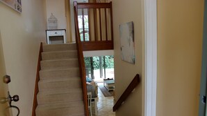 Unclassified image, 2 of 23, button - Yackataya at Cowes - Two Bedroom Villa, Sleeps 5 (Cowes)