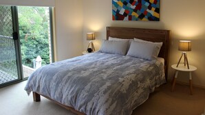 Unclassified image, 5 of 23, button - Yackataya at Cowes - Two Bedroom Villa, Sleeps 5 (Cowes)