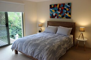 2 habitaciones, tabla de planchar con plancha y wifi 