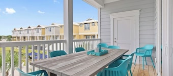 Luxury Beach Condo | 5 Min Walk to Beach & Shops!