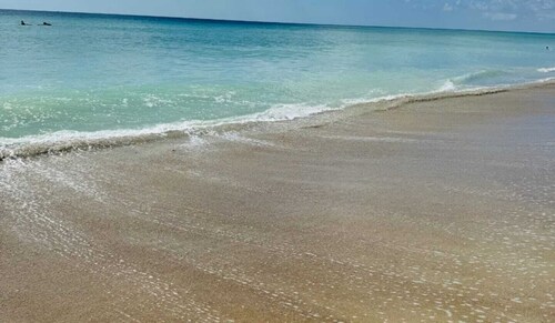 Luxury Beach Condo | 5 Min Walk to Beach & Shops!