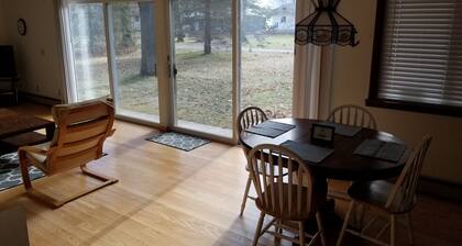 Lake Access! 5 minutes to the dunes!