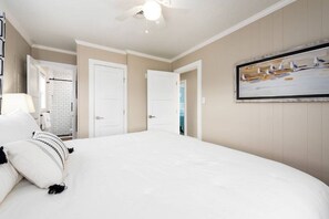 3 bedrooms, iron/ironing board, free WiFi, bed sheets - Beachside-Ocean views & Great beach access (Kitty Hawk)
