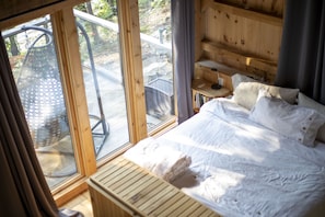 5 habitaciones, escritorio, tabla de planchar con plancha y wifi gratis