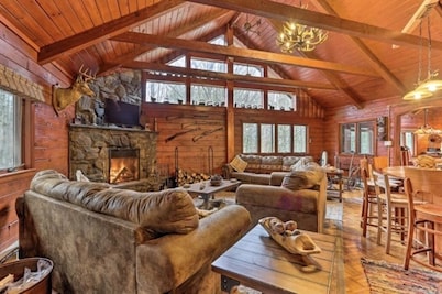 Log Cabin in Catskill NYS