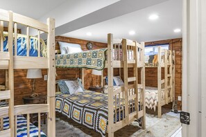 5 chambres, coffres-forts dans les chambres, Wi-Fi gratuit