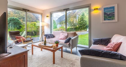 CHALET LA SOURCE: 4-star mountain wellness in the heart of the Pyrenees