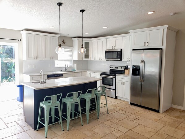 Fridge, microwave, oven, stovetop - Mystical - Relaxing Heated Pool and Stylish Comfortable Home, Pet Friendly! (St. Augustine)
