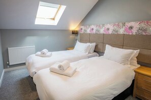7 dormitorios, tabla de planchar con plancha, wifi y ropa de cama