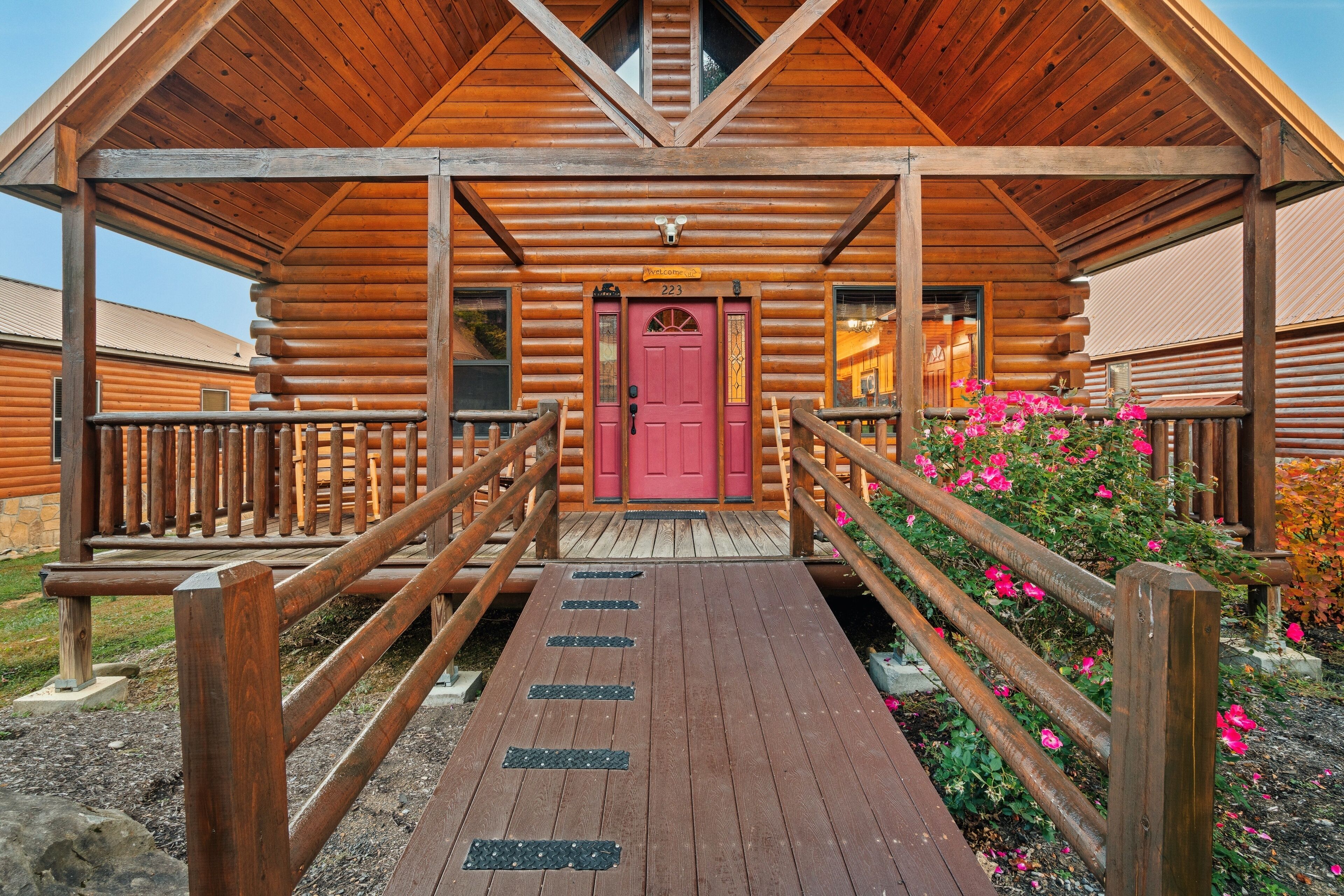 Easily accessible cabin, with no stairs required to enter.
