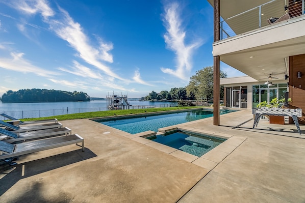 Outdoor pool, a heated pool