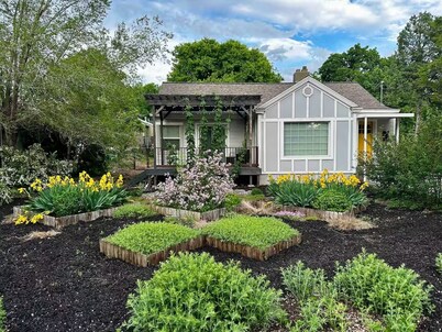 Quiet Millcreek Home With Patio & Outdoor Fireplace