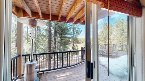 On Golf Course | Pet Friendly | Nama-Stay