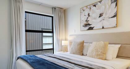 Brand New House by Botany - Parking