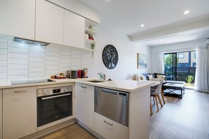 House | Private kitchen | Fridge, microwave, oven, dishwasher