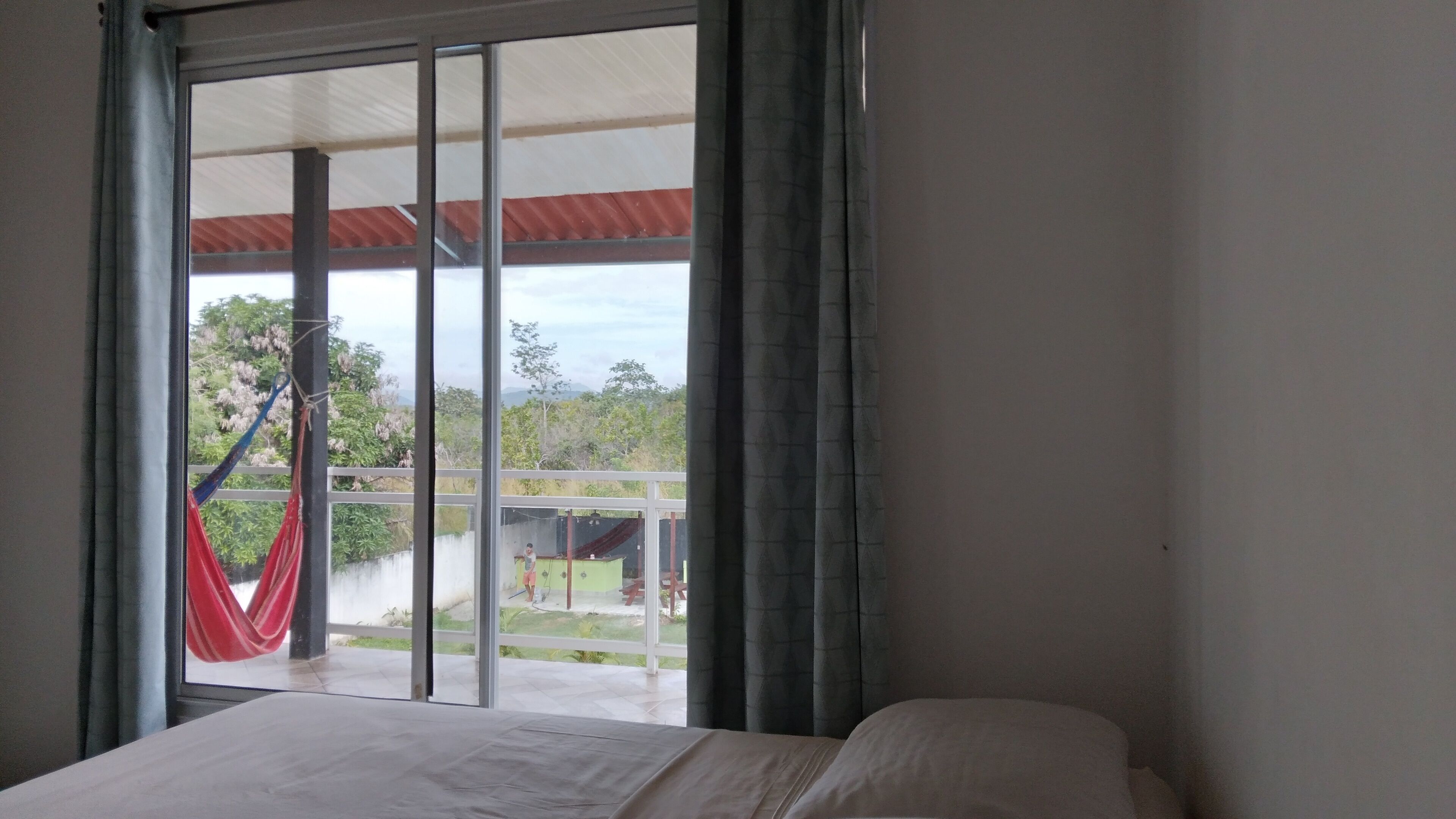 6 bedrooms, iron/ironing board, free WiFi, bed sheets