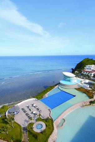 外观. RIHGA皇家拉古那关岛度假村