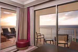 44-inch Smart TV with cable channels, TV