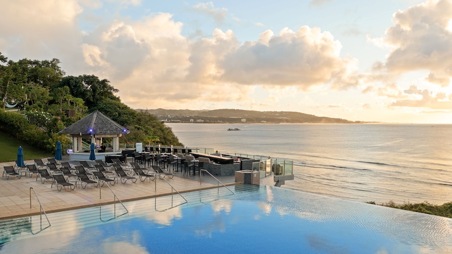 RIHGA Royal Laguna Guam Resort