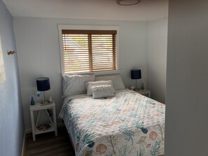2 Schlafzimmer, Schreibtisch, Reisekinderbett, kostenloses WLAN