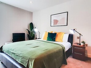 2 habitaciones, escritorio y acceso a internet 