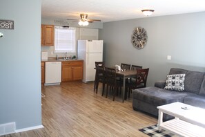 Smart TV, books - Bluegrass Blessing - Rural house central to Ark, Creation Museum, Cincy (Walton)