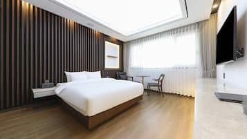 Deluxe-Doppelzimmer | 1 Schlafzimmer, hochwertige Bettwaren, Daunenbettdecken