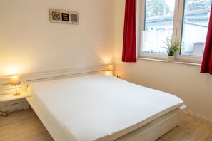 3 soverom, reiseseng for barn, wi-fi og sengetøy