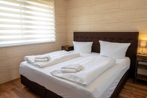 3 Schlafzimmer, Reisekinderbett, WLAN, Bettwäsche