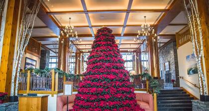 Lodge at Spruce Peak! Amazing 2 BR ! Ski In-Out!