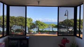 Condo, 3 phòng ngủ, hút thuốc, tủ lạnh | Phòng khách